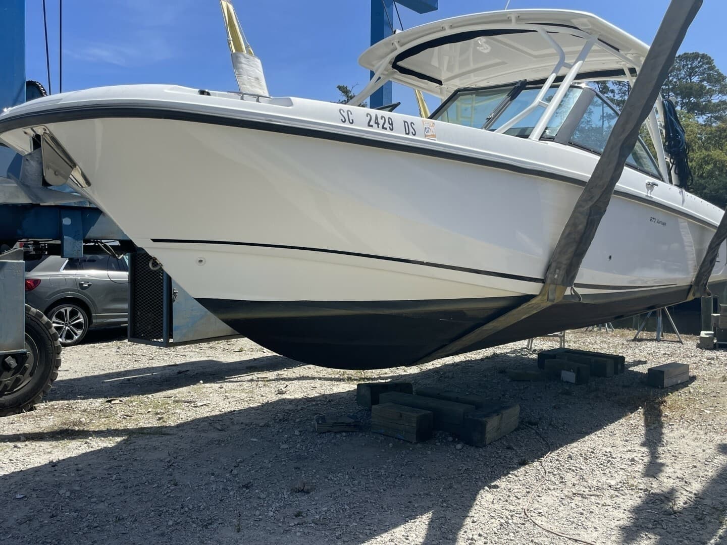 2016 Boston Whaler 270 Vantage - Image 8