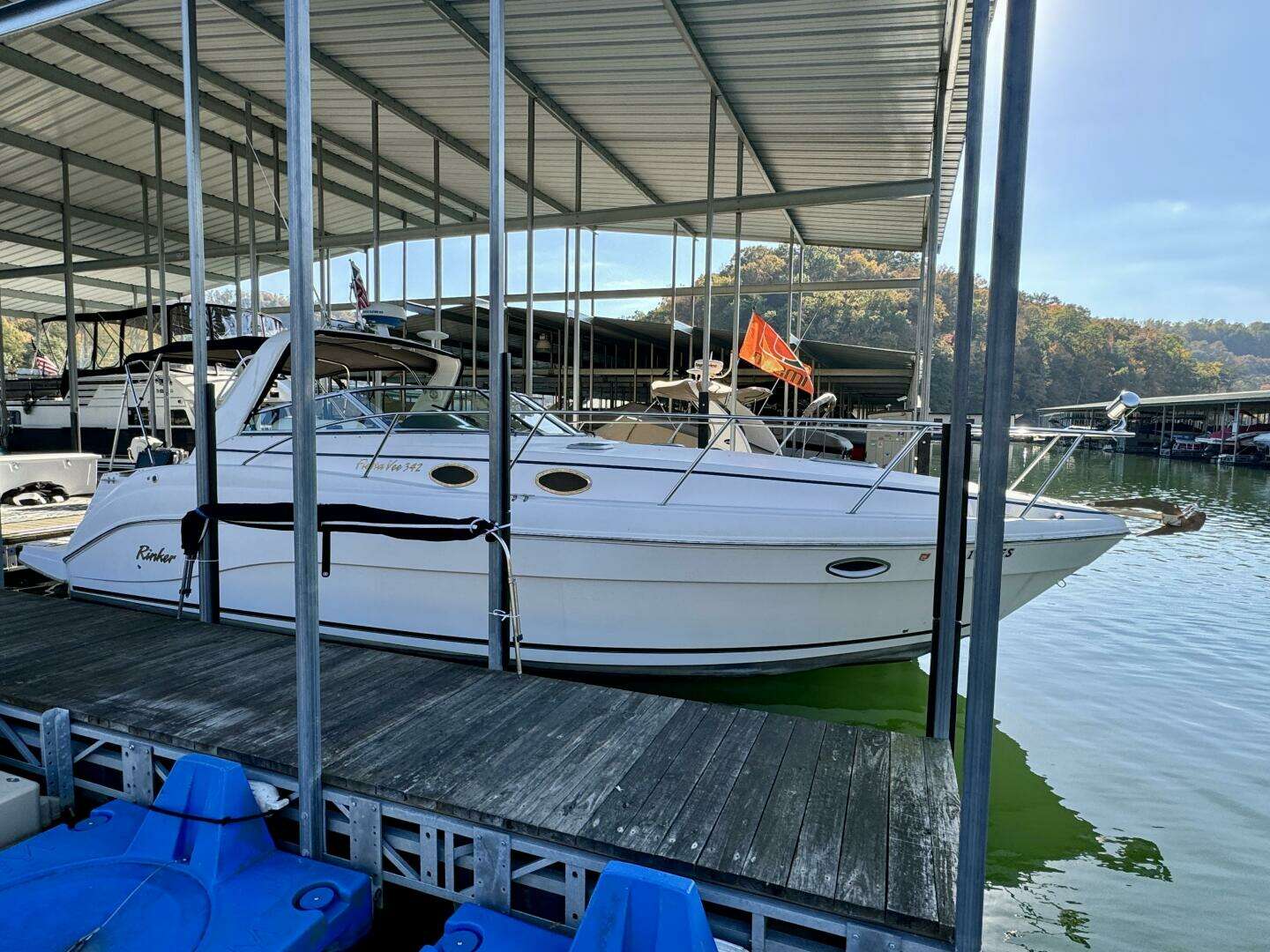 2004 Rinker 342 Fiesta Vee - Image 11