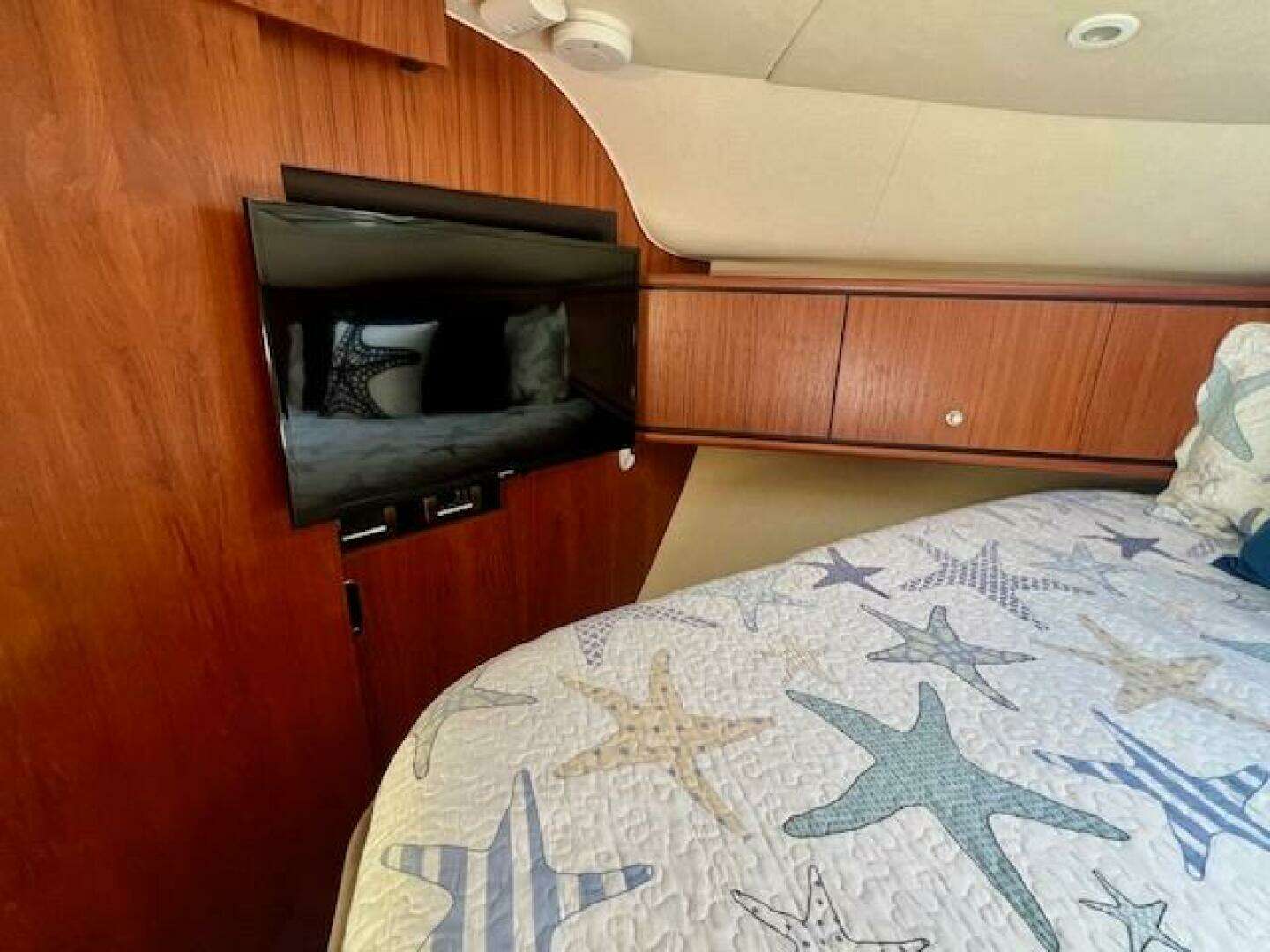 2007 Tiara Yachts 3900 Sovran - Image 20