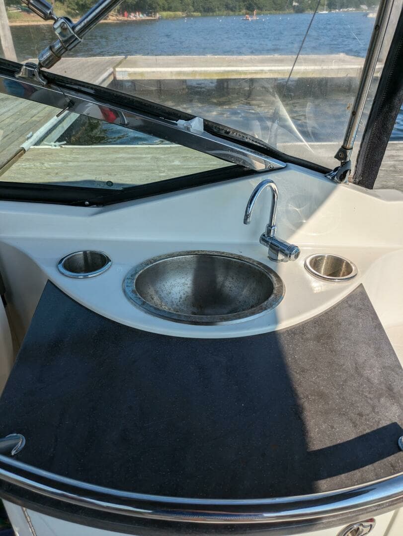 2013 Sea Ray 270 SLX - Image 13