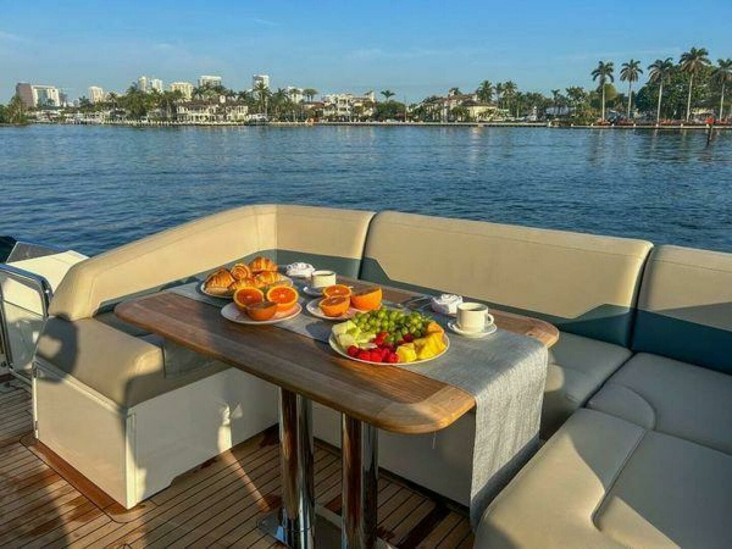 2024 Fairline 68 Squadron - Image 16
