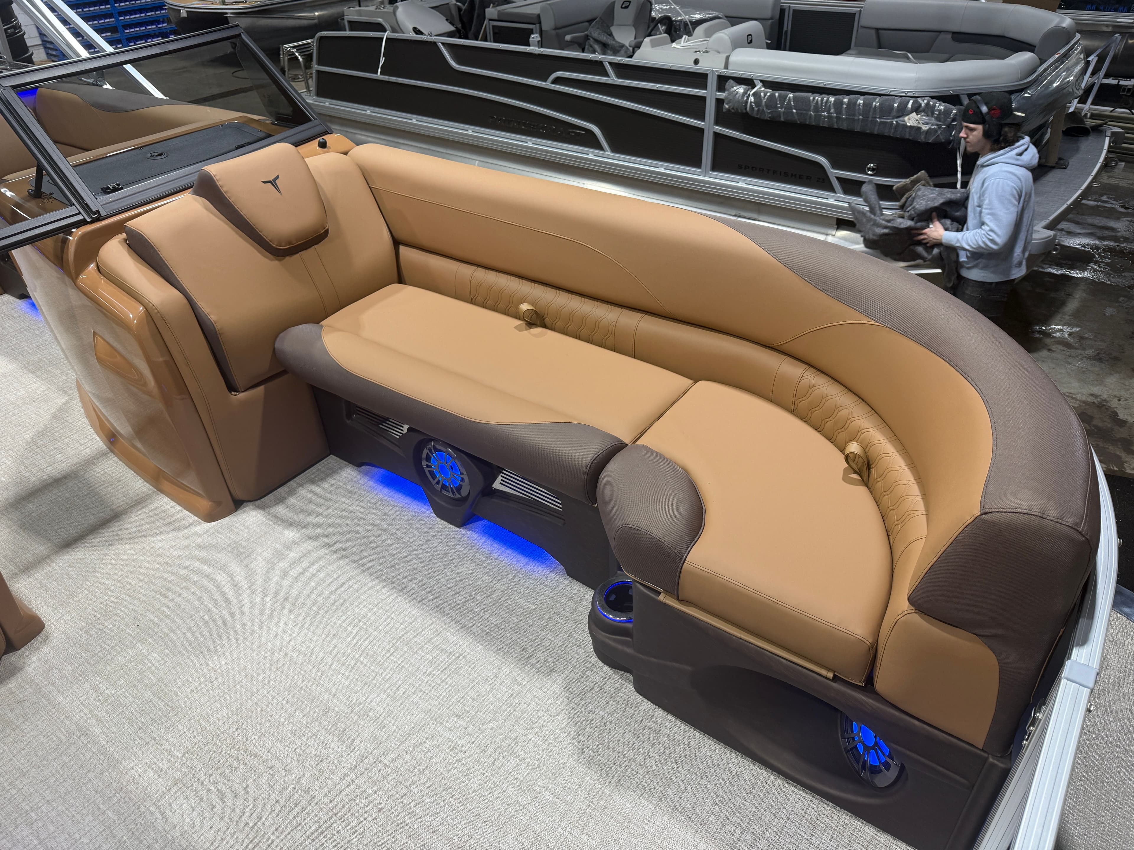 2026 Tahoe LTZ 300HP Elite Windshield 2385 Tritoon - 10