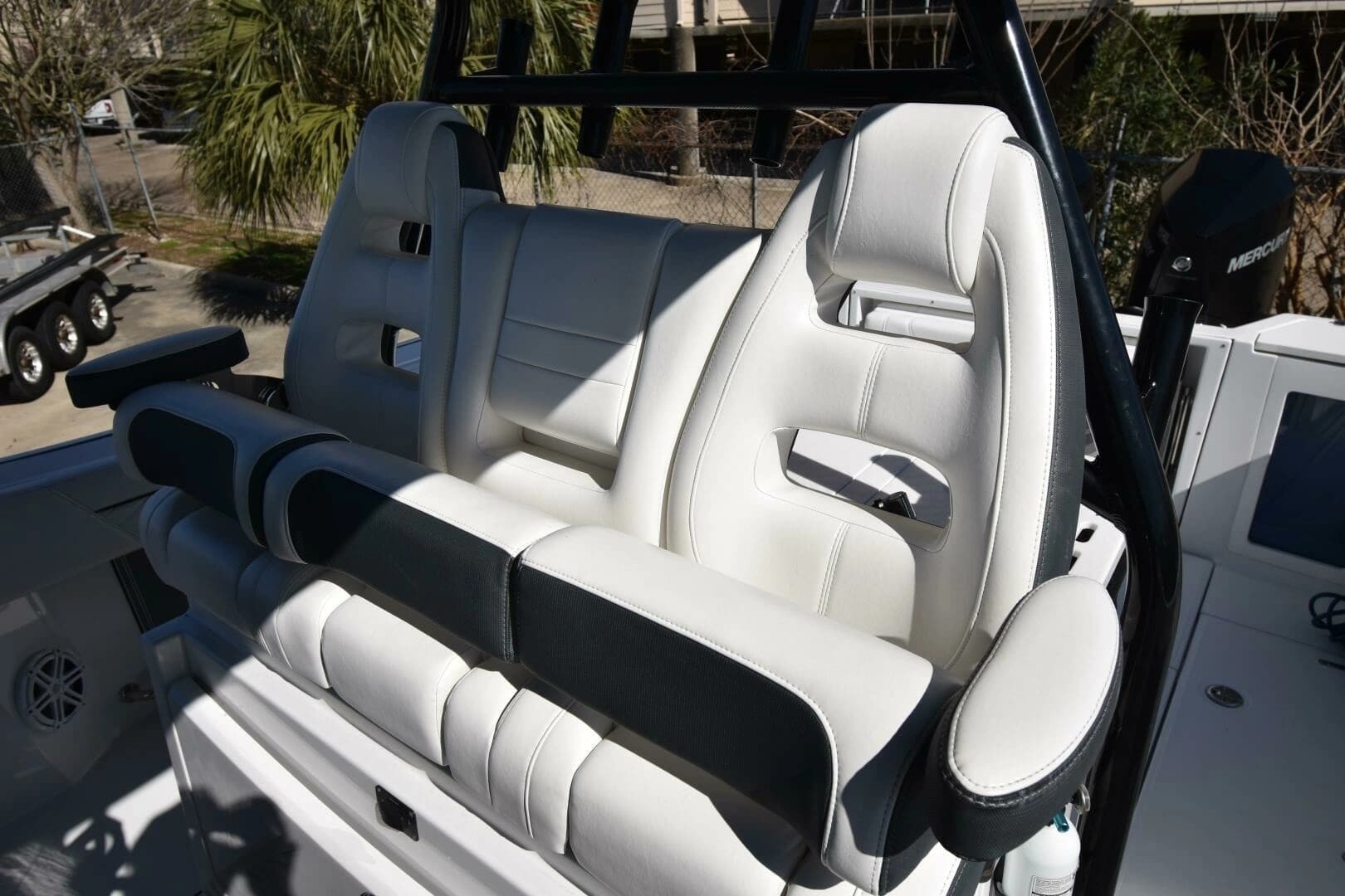 2021 Blackfin 332 - Image 15