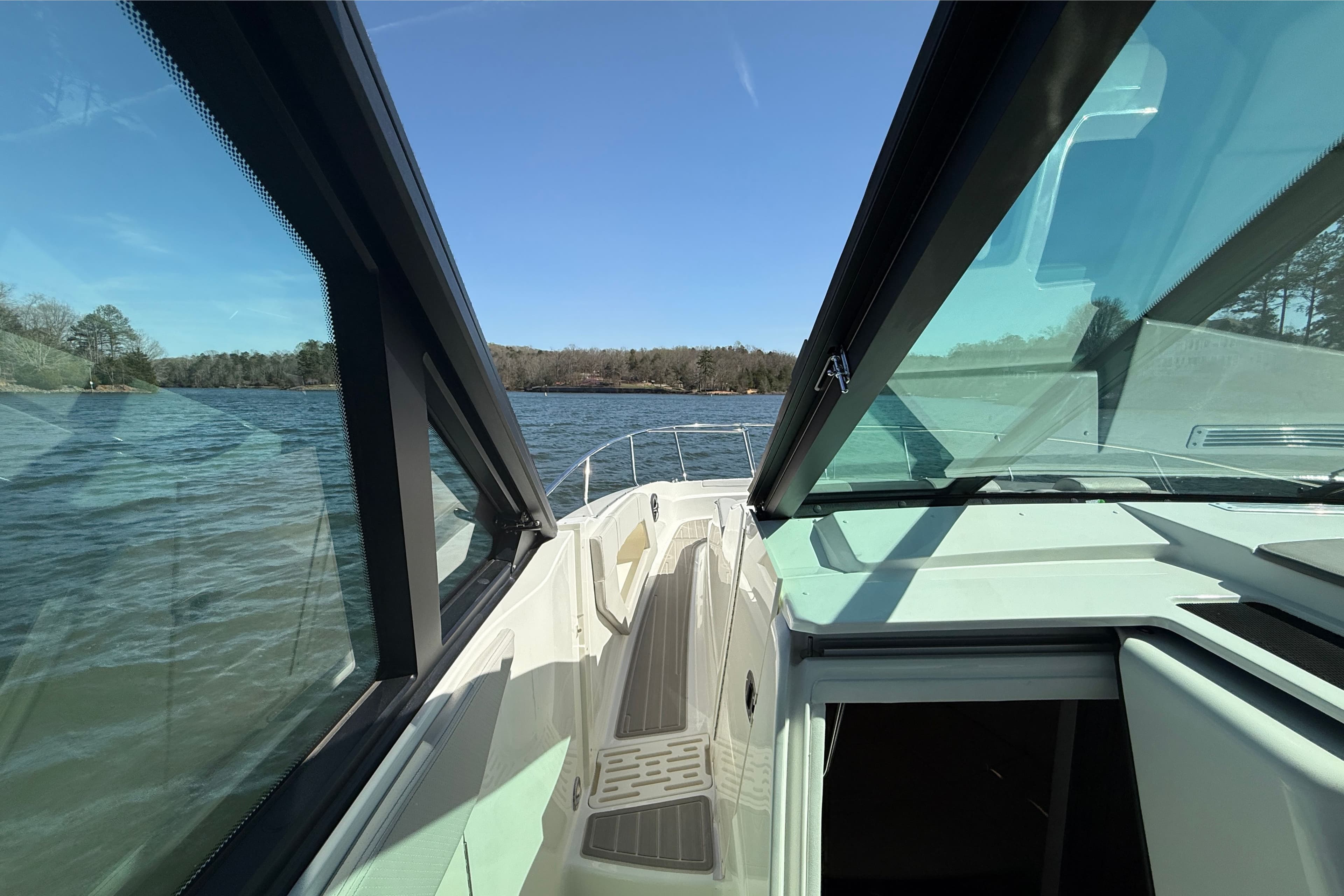 2026 Sea Ray Sundancer 320 - 53
