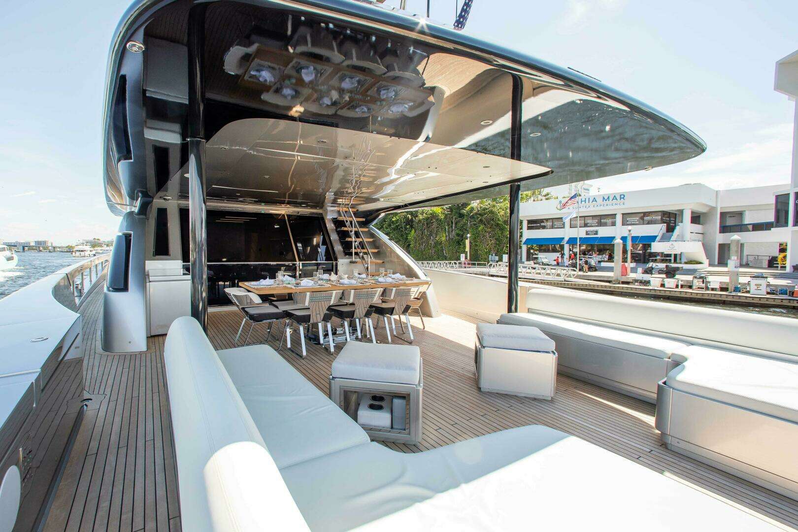 2014 Riva Mythos - Image 28