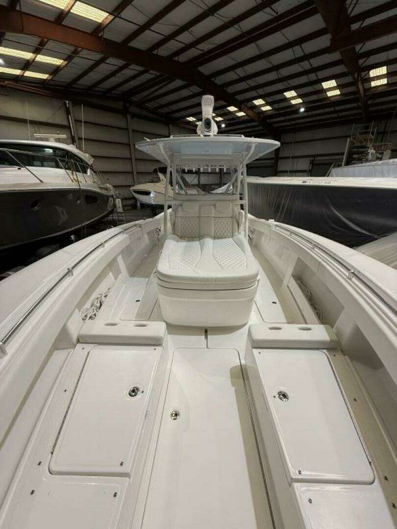 2022 Invincible 39 Open Fisherman - Image 13