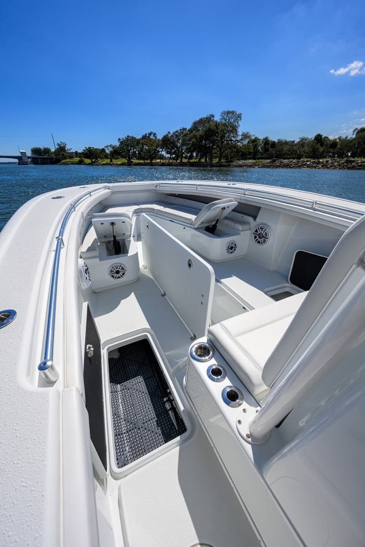 2023 Yellowfin 34 Offshore - Image 13