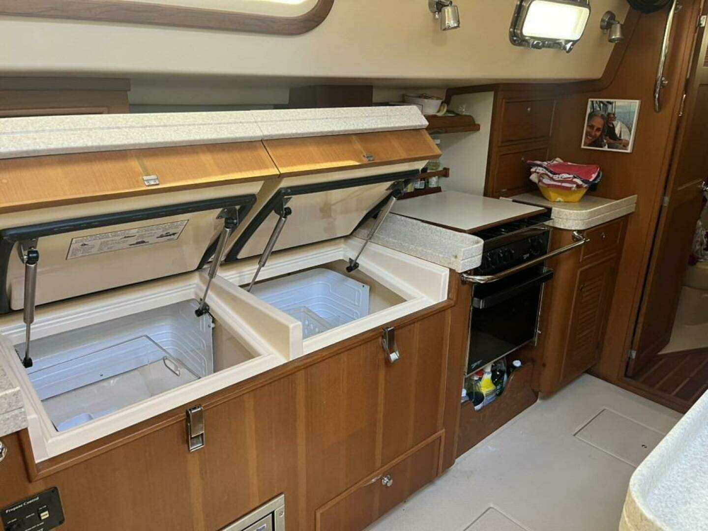2006 Island Packet 445 - Image 11