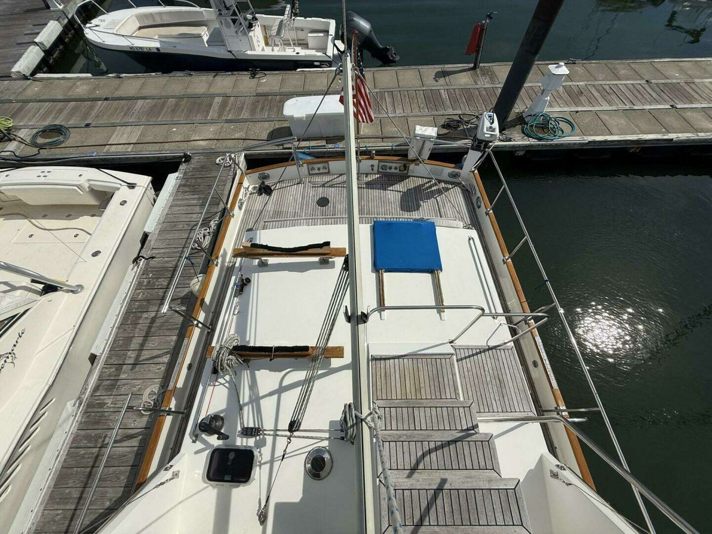 1999 Grand Banks 42 Classic - Image 17