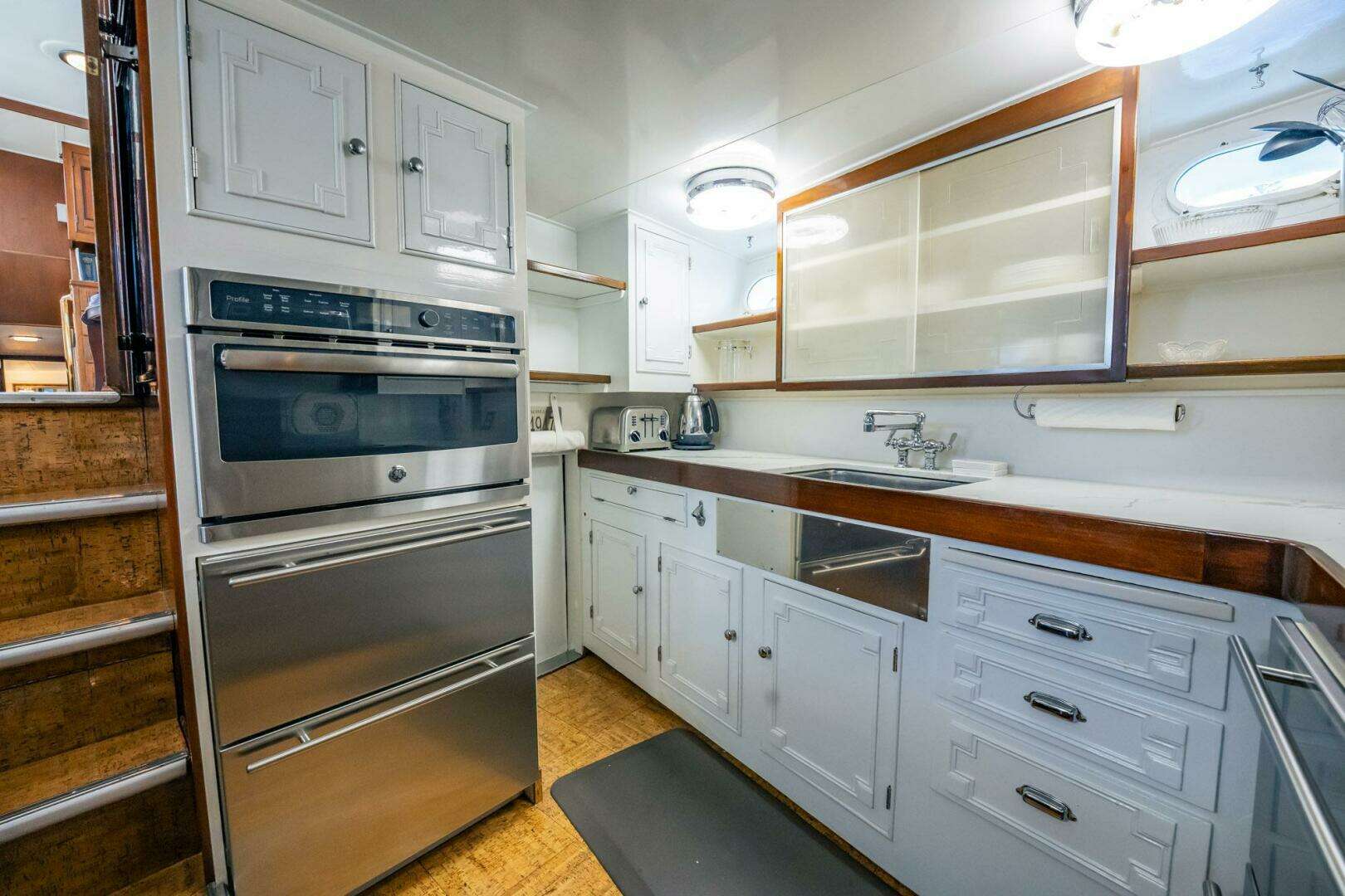 1964 Burger 64 Motor Yacht - Image 20