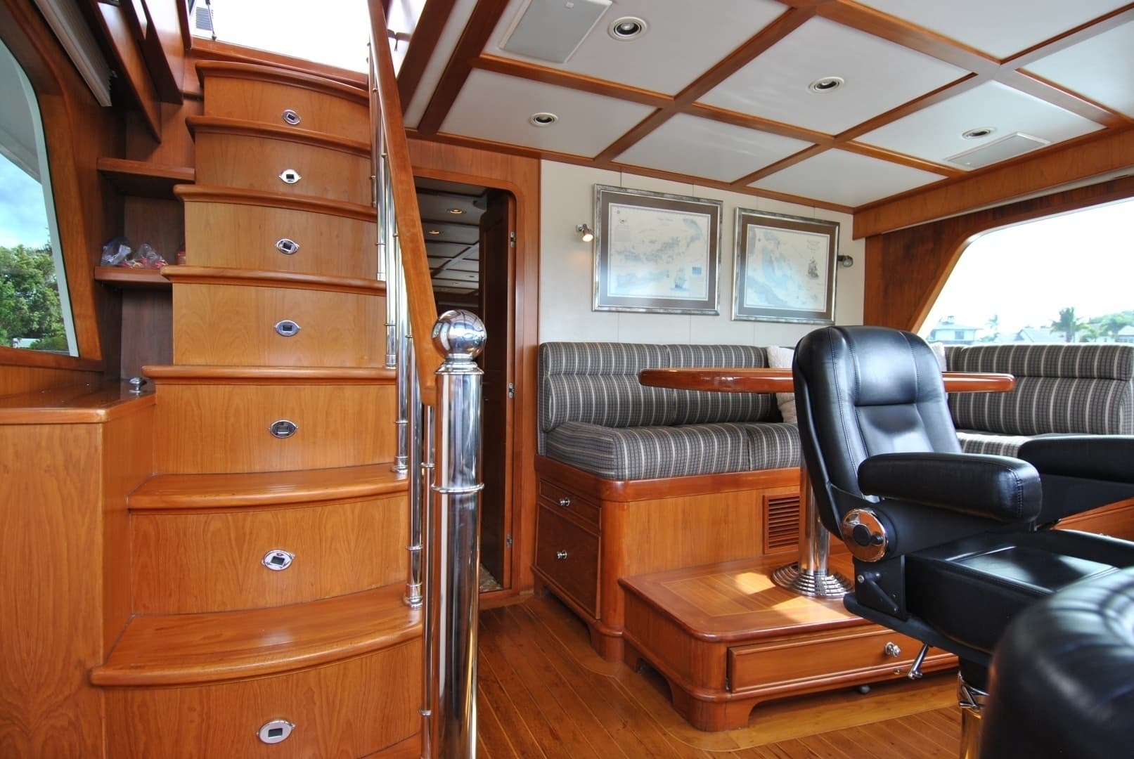 2002 Grand Alaskan Raised Pilothouse - Image 22