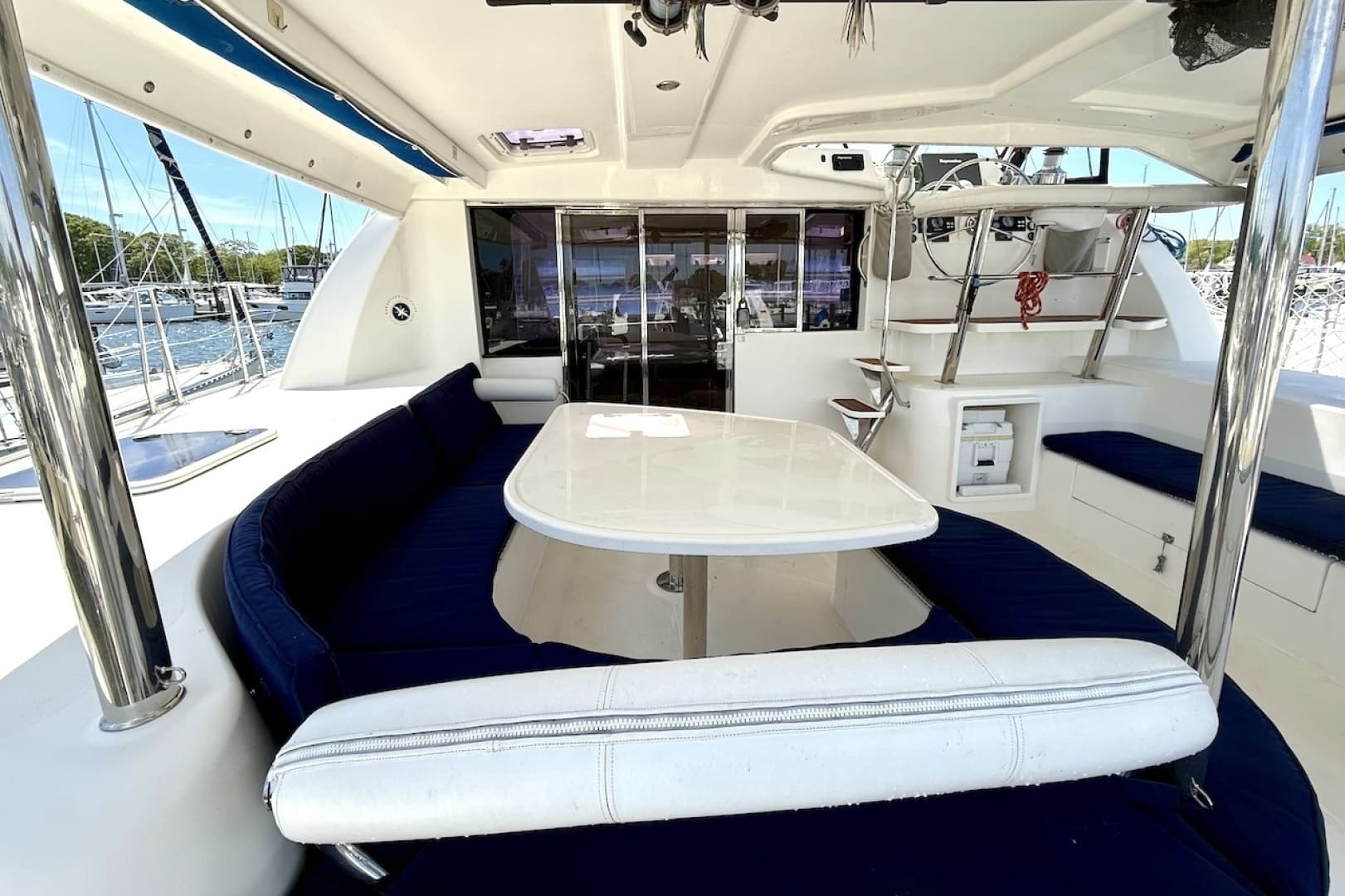 2010 Leopard 46 - Image 41