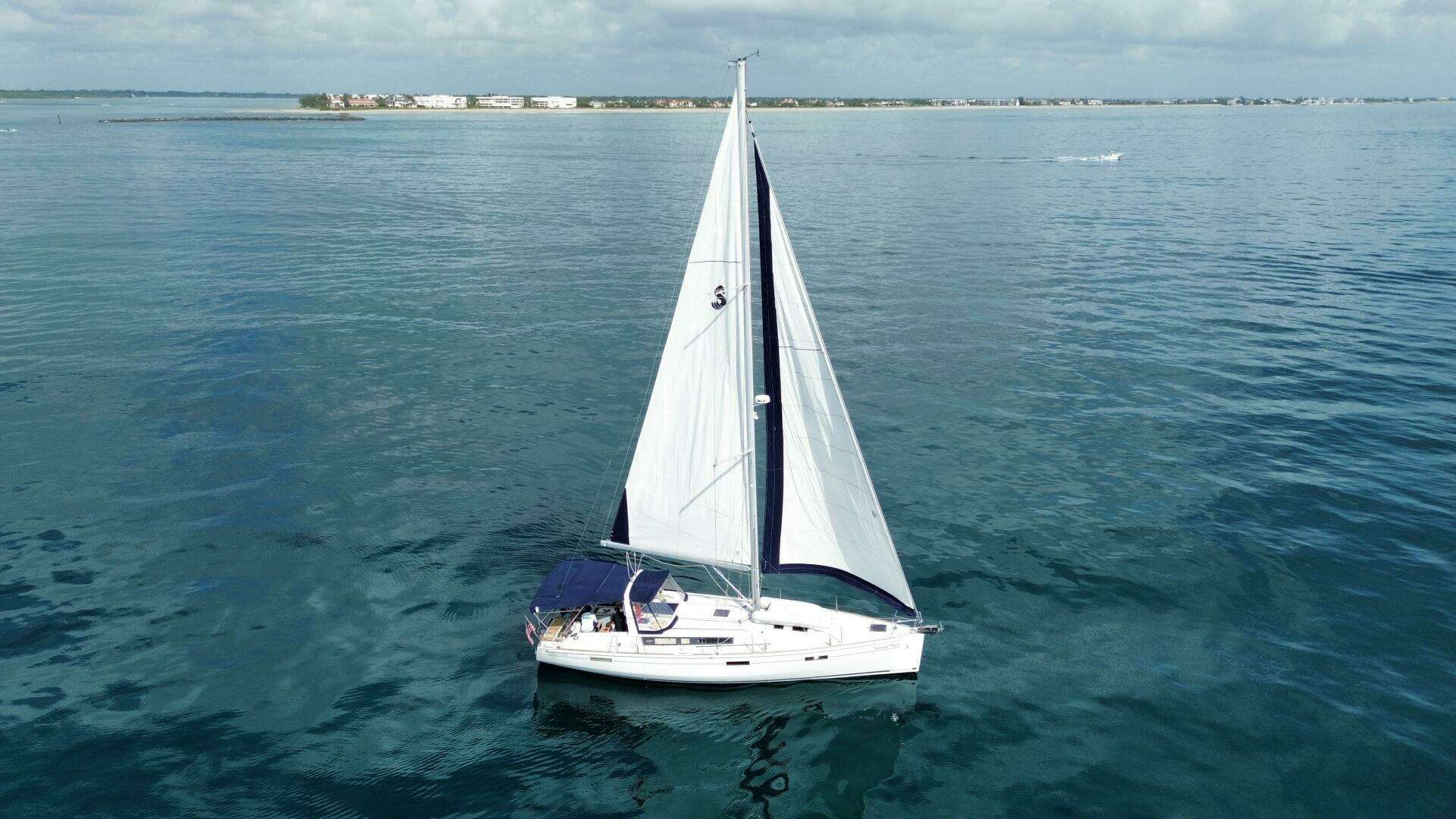 2015 Beneteau Oceanis 45 - Image 14