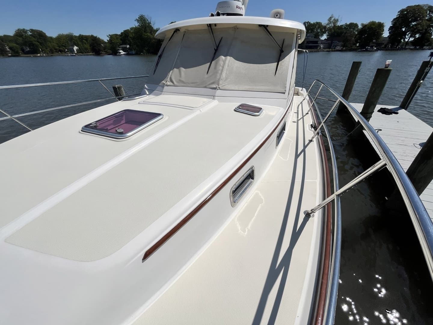 2007 Sabre 34 Express - Image 11