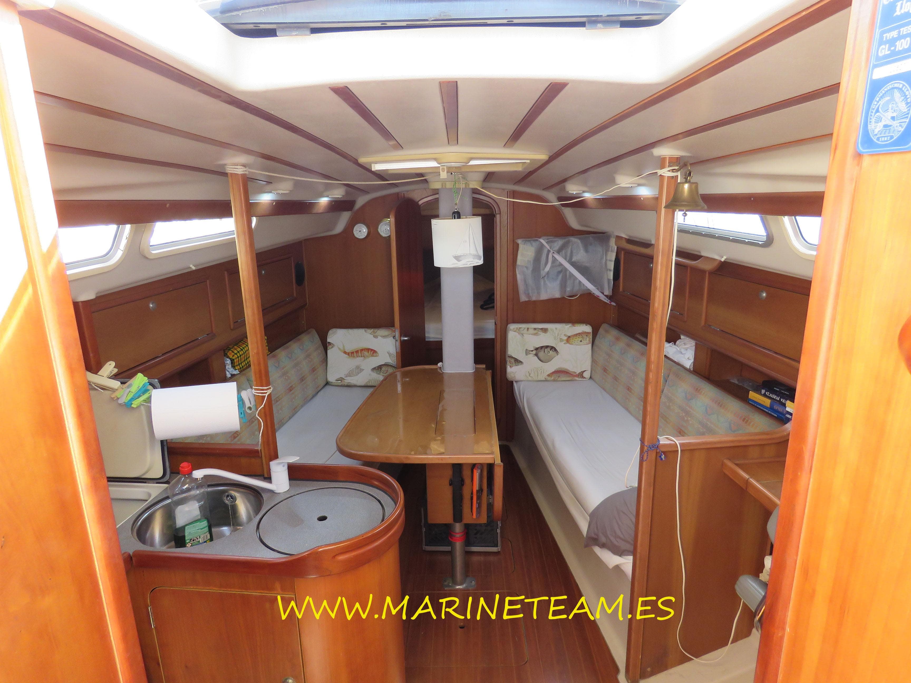 1997 Dehler 35 - 60
