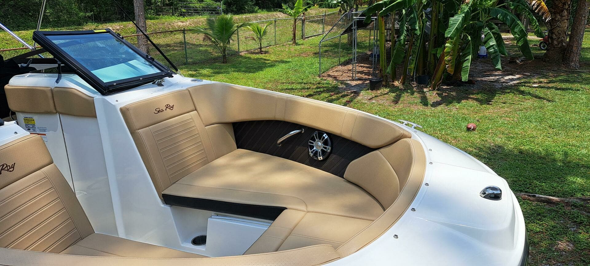 2019 Sea Ray SPX 230 OB - Image 13