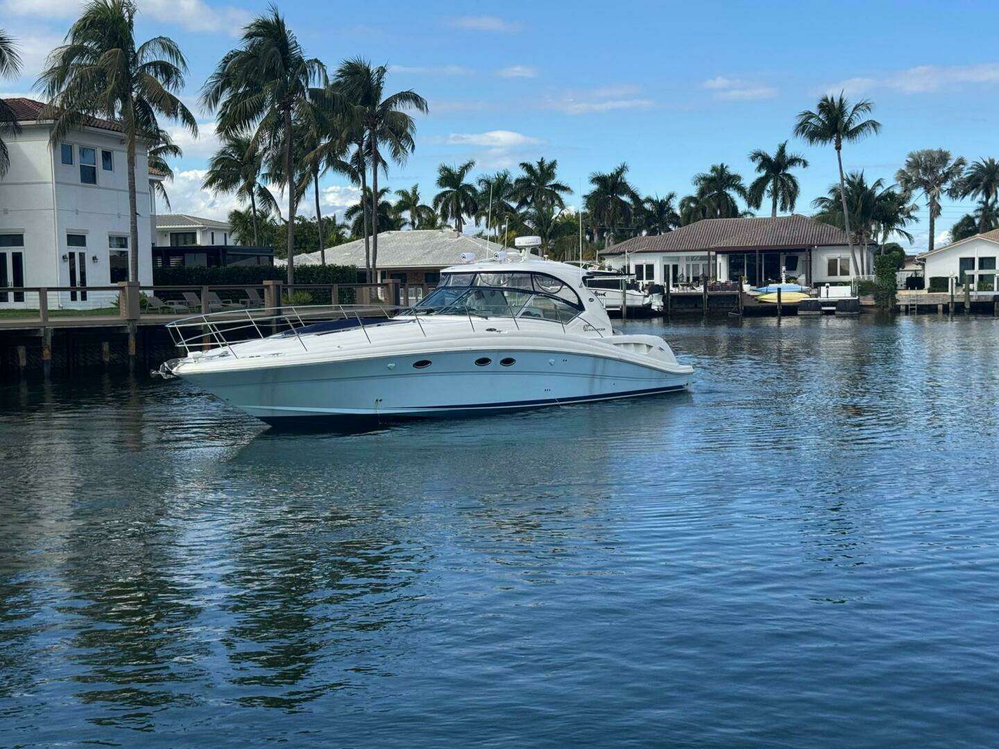 2005 Sea Ray Sundancer - Image 2
