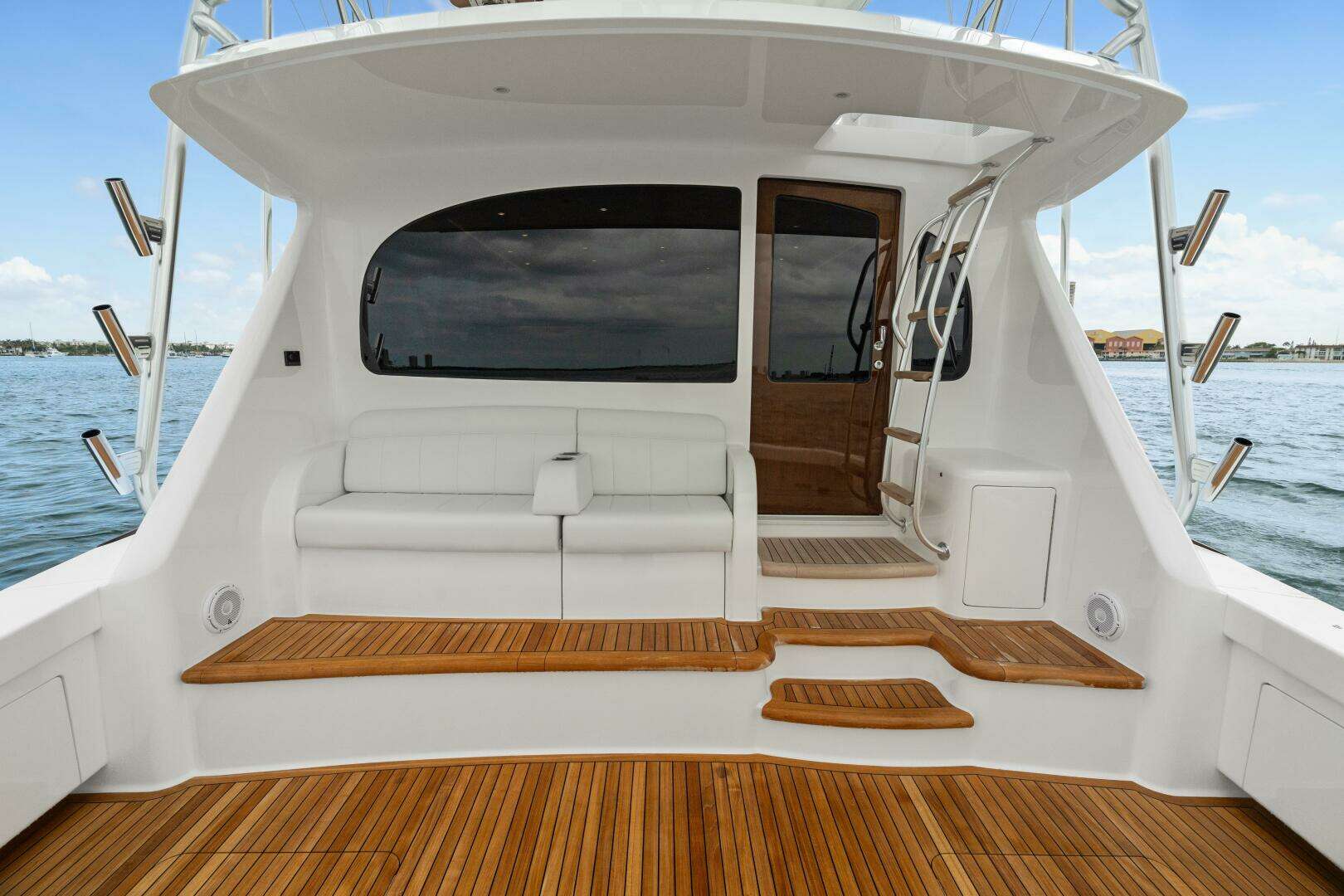 2025 Viking 58 Convertible - Image 28