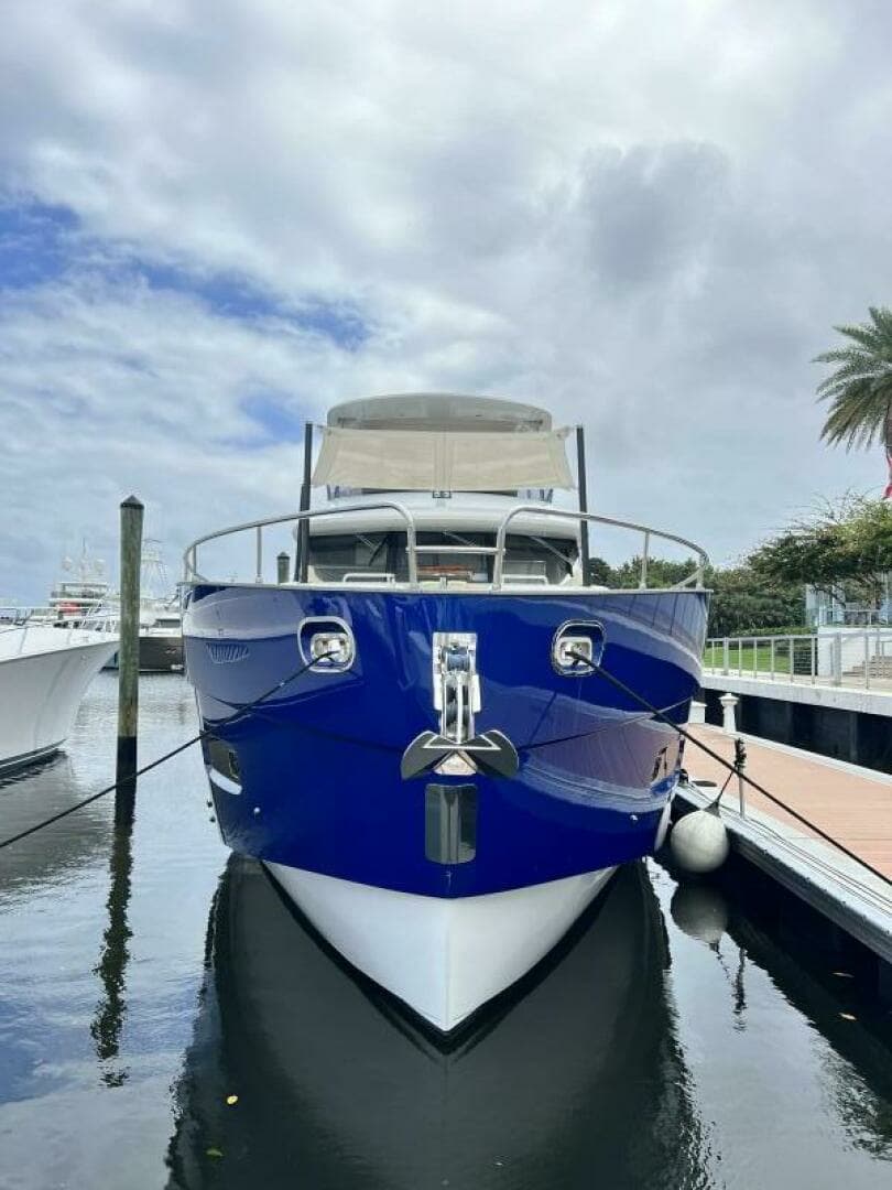 2017 Azimut Magellano - Image 4