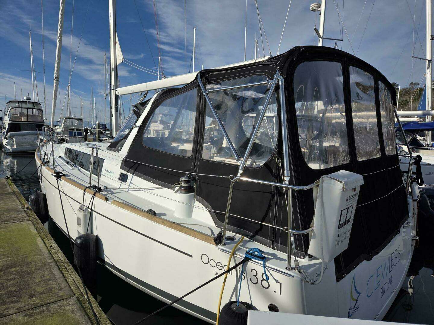 2022 Beneteau Oceanis 38.1 - Image 18