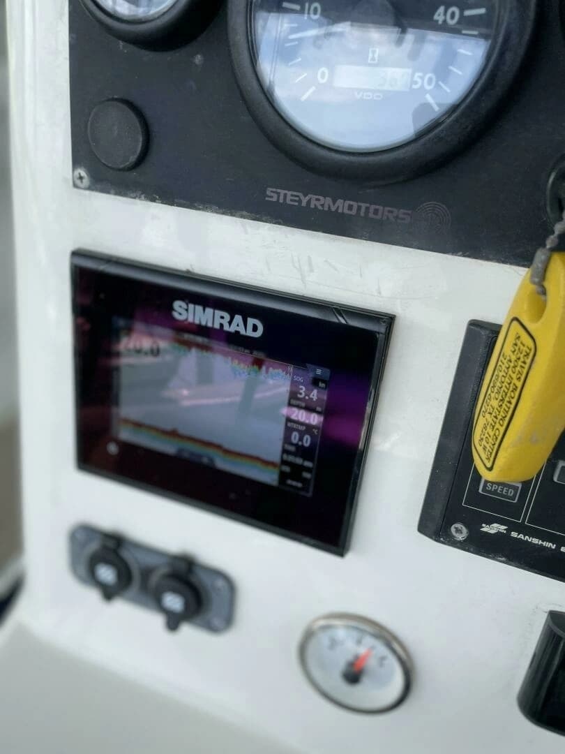 1997 Custom 31 Center Console - Image 7