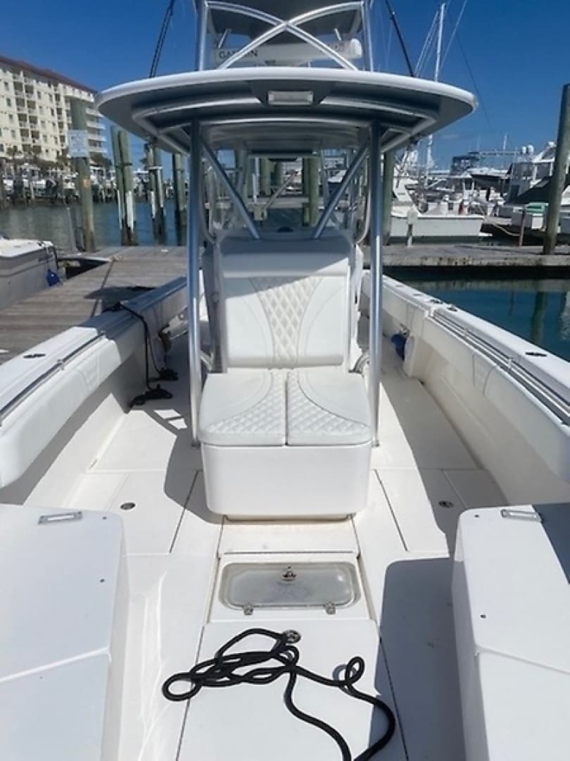 2019 Contender Center Console - Image 6