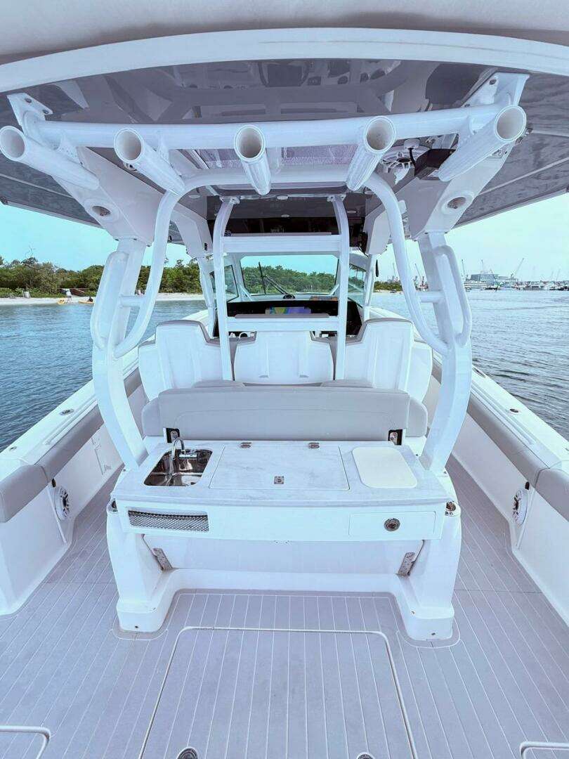 2006 Carver 43 Motor Yacht - Image 112