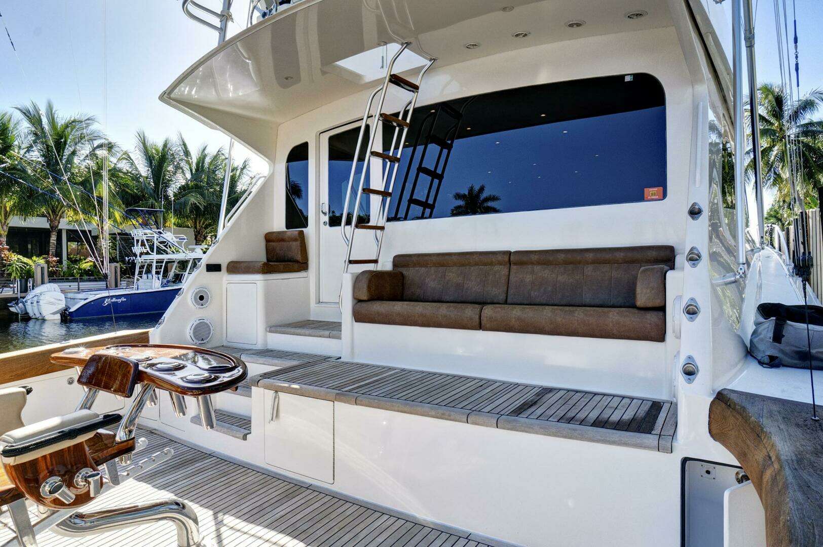 2008 Viking 74 Enclosed Bridge - Image 19
