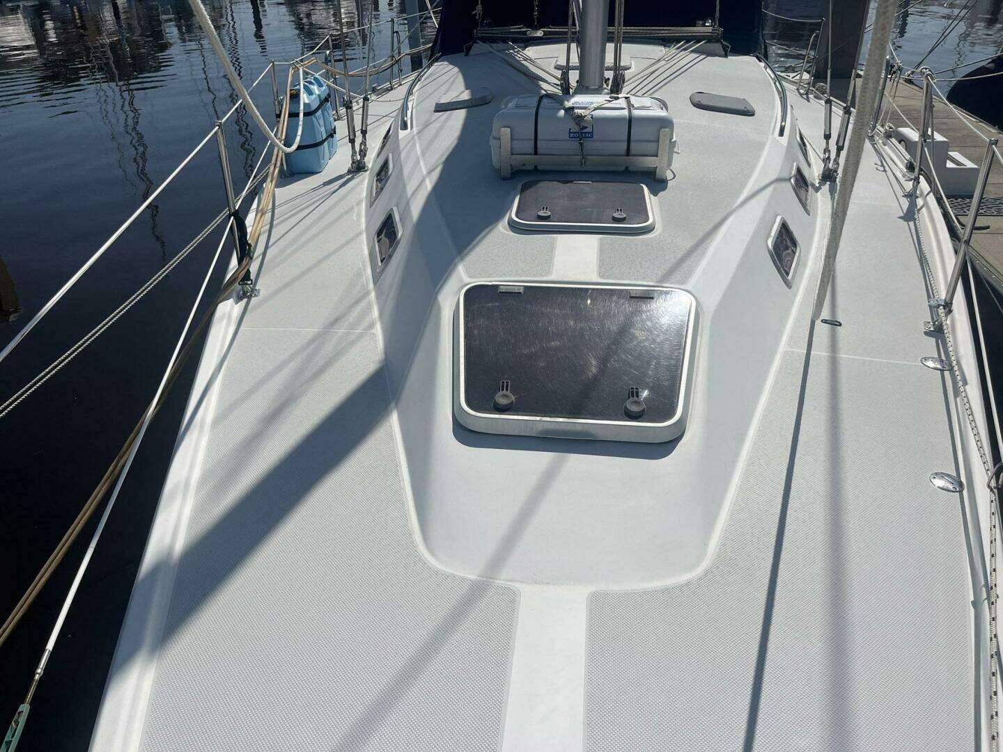 1999 Catalina 42 MK II - Image 34
