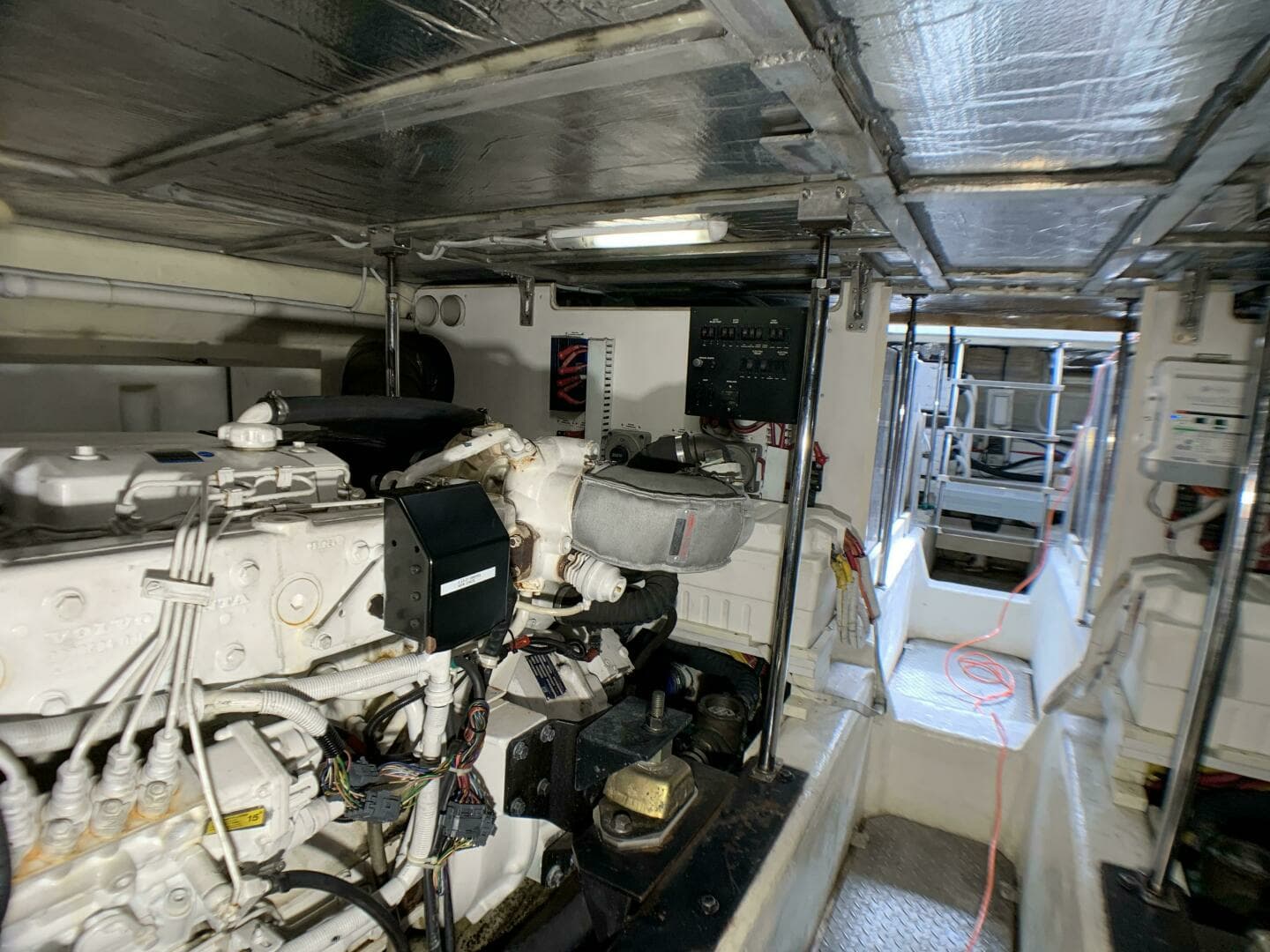 2006 Carver 56 Voyager - Image 42