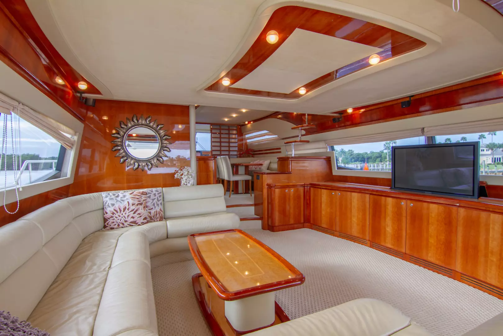 2005 Ferretti Yachts 76 - Image 25