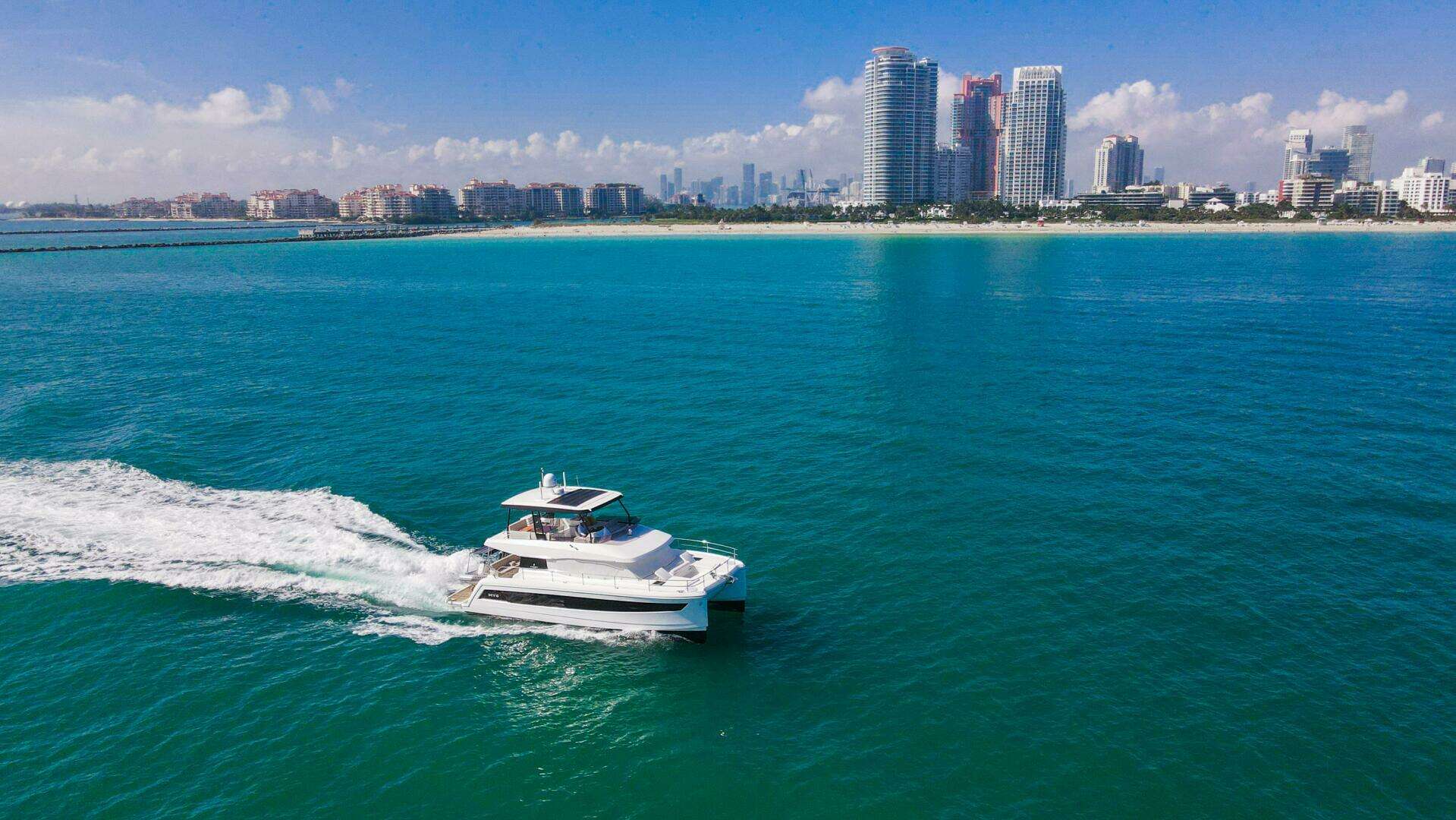 2022 Fountaine Pajot MY6 - Image 27
