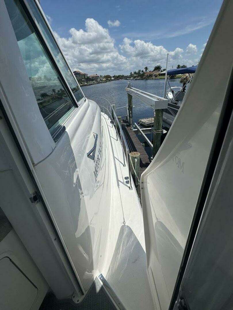 2006 Sea Ray 40 Motoryacht - Image 16