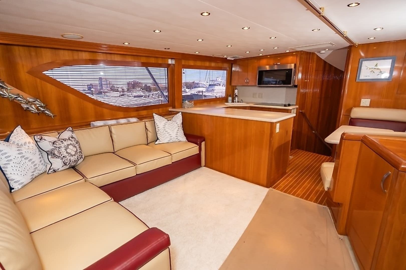2001 Hatteras 60 Convertible - Image 20