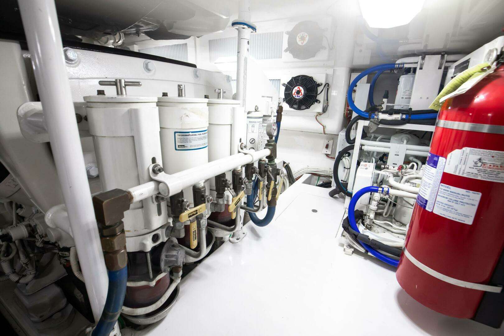 2018 Viking 48 Convertible - Image 36