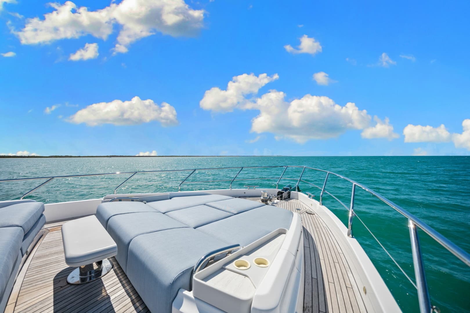 2025 Azimut 68 FLY - Image 55