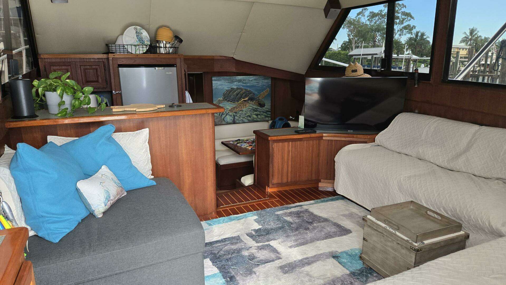 1989 Viking 45 Convertible - Image 20