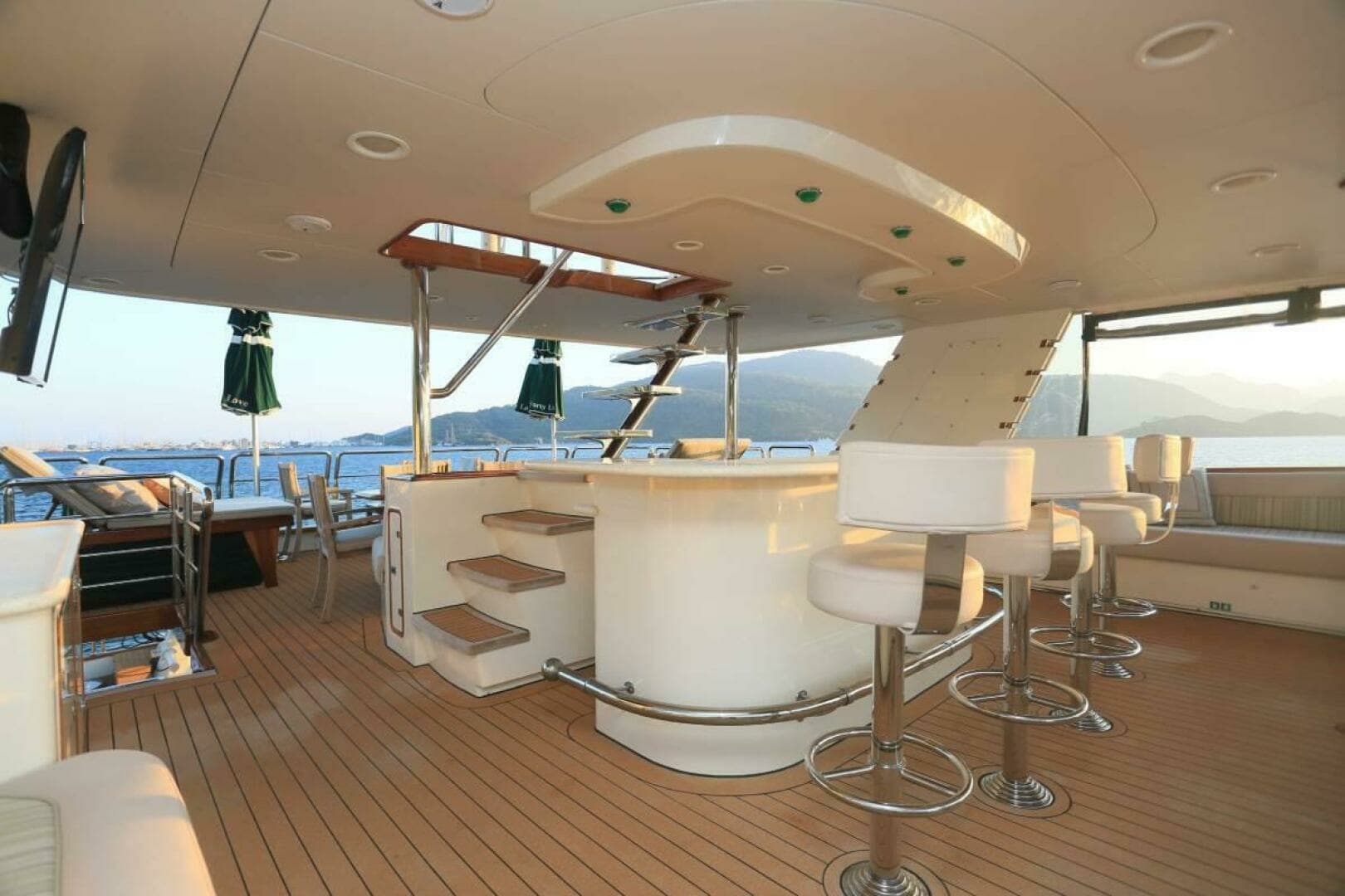 2004 Westport Custom - Image 20
