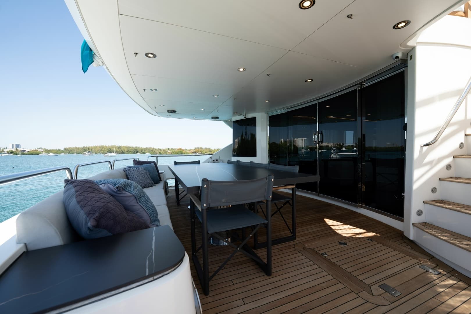 2010 Sunseeker 34 Metre Yacht - Image 16