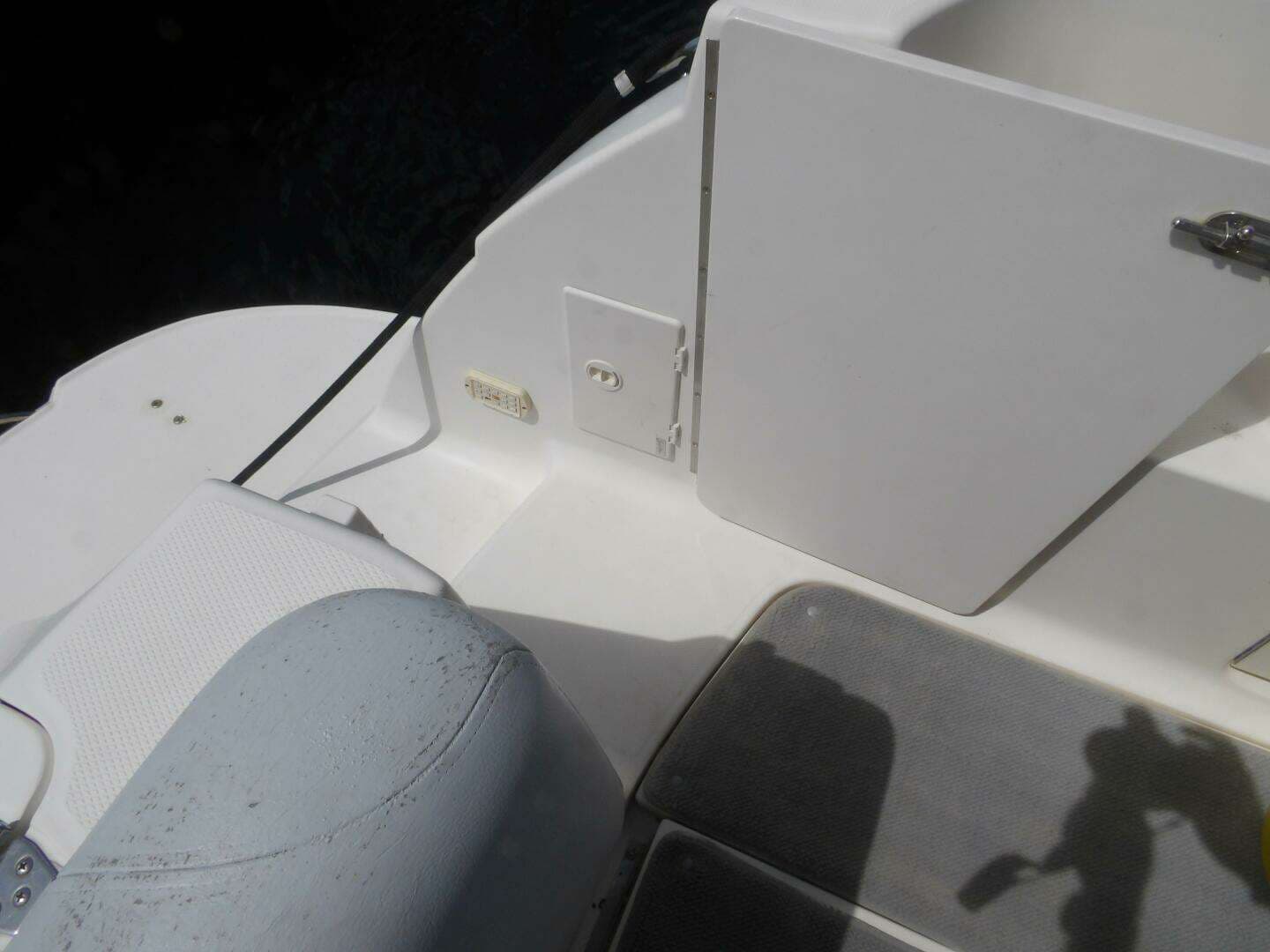 2004 Chaparral Signature 350 - Image 51