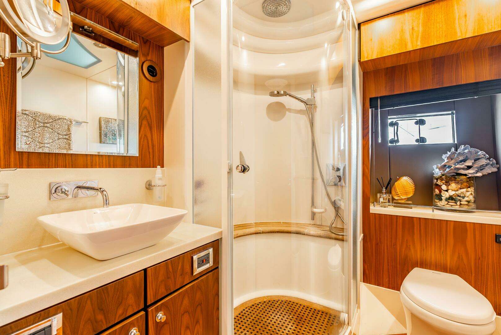 2013 Fairline — - Image 16