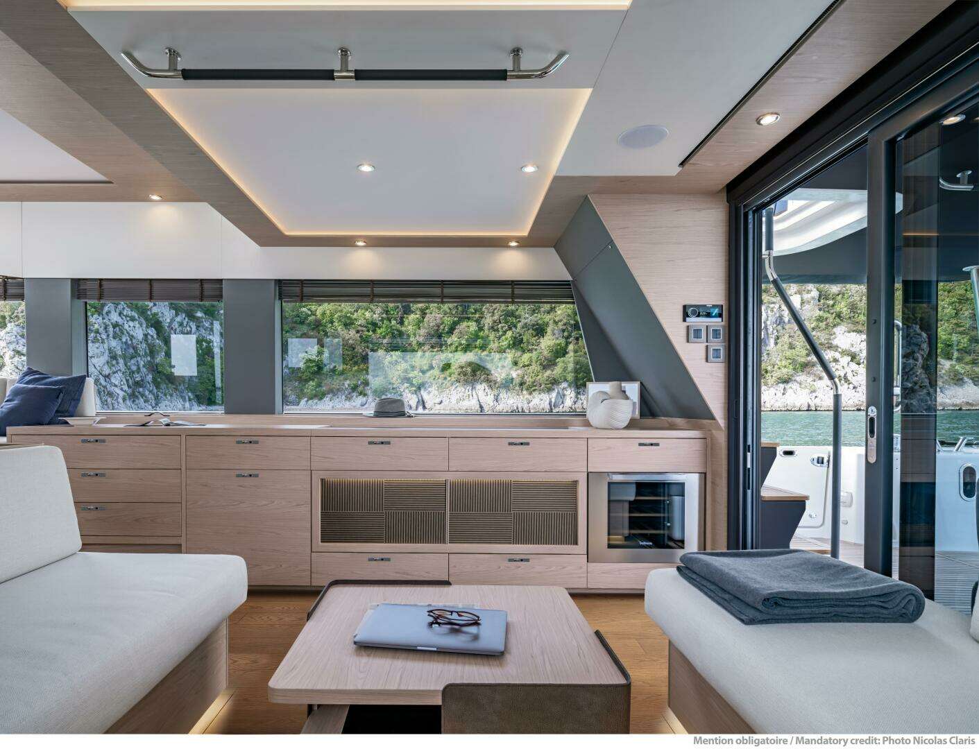 2026 Beneteau Grand Trawler 63 - Image 12