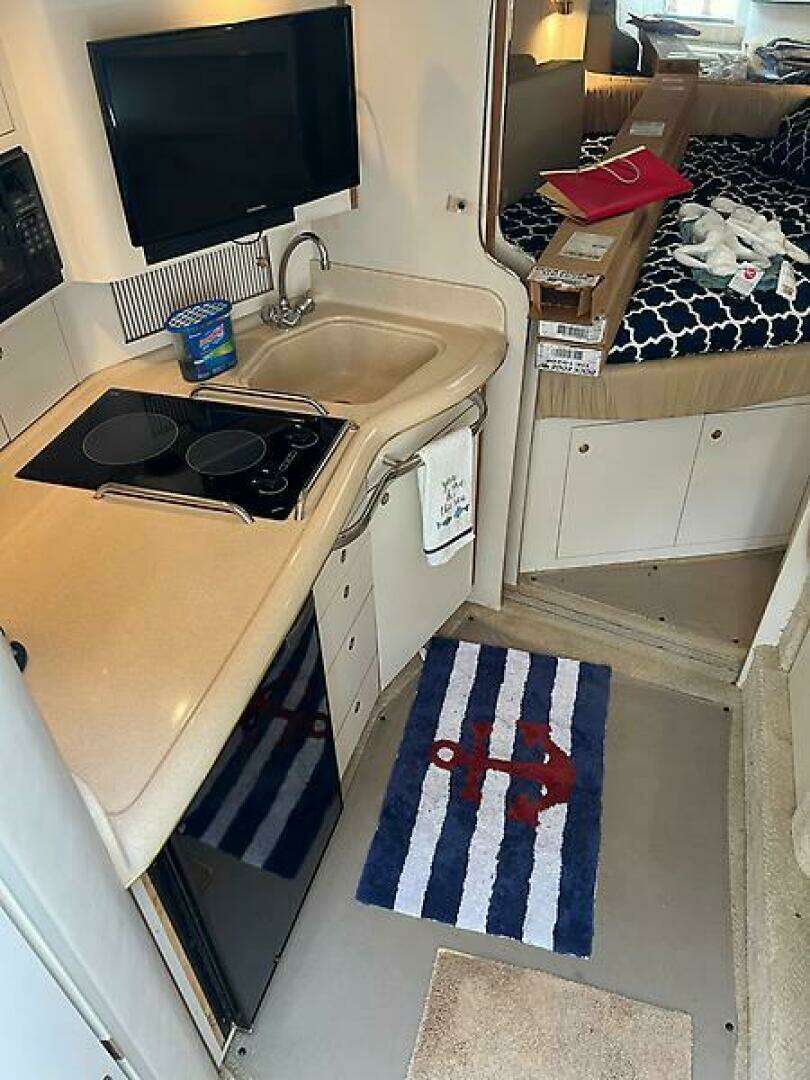 2001 Sea Ray 340 Amberjack - Image 36