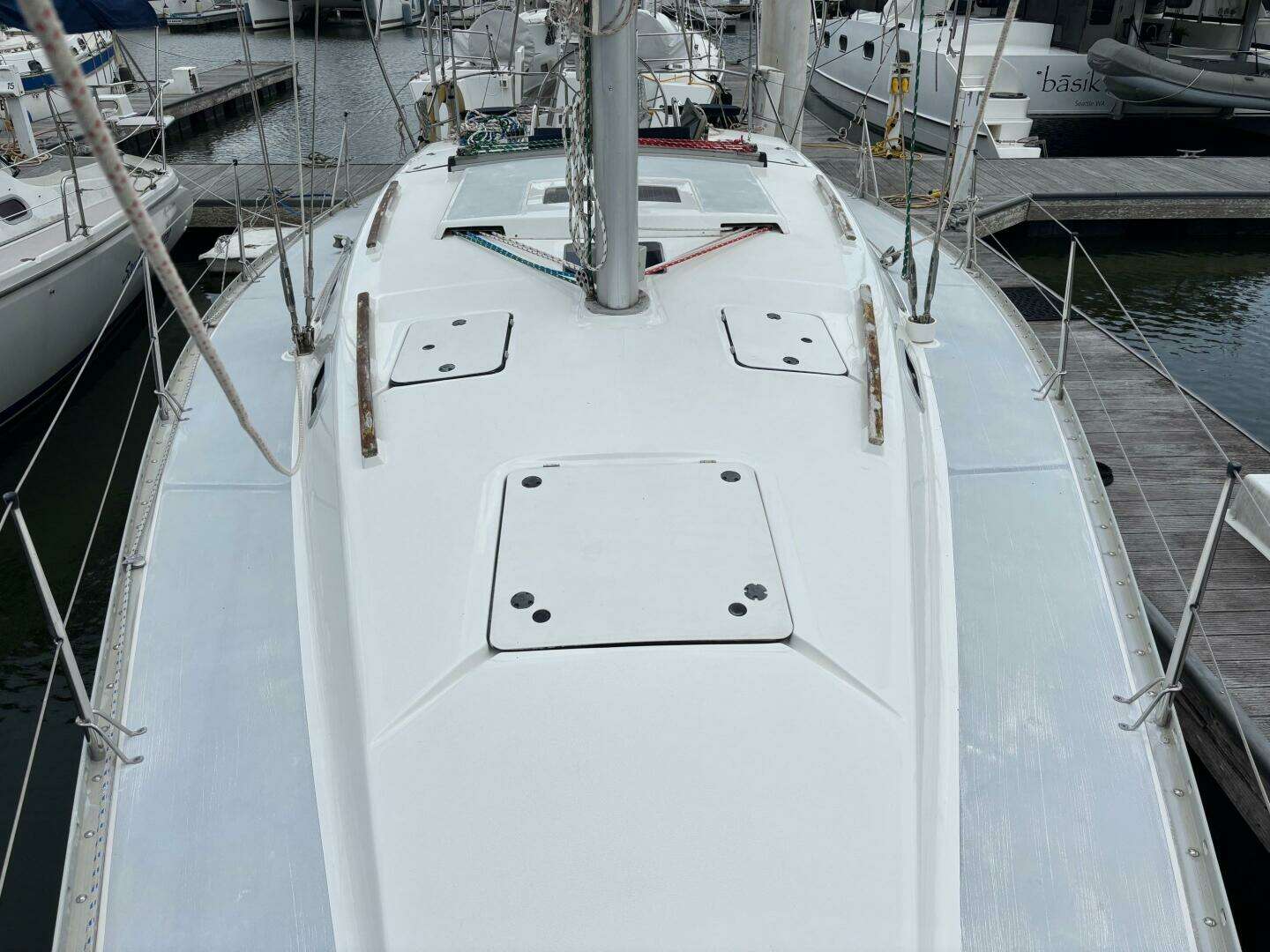 1996 Hunter 37.5 - Image 18