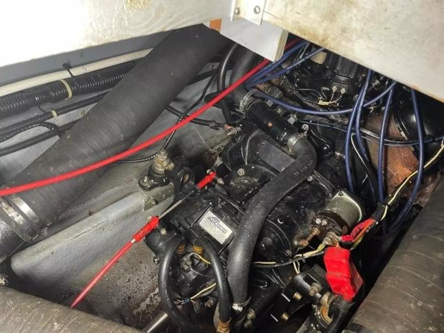 1989 Sea Ray 300 Sedan Bridge - Image 27