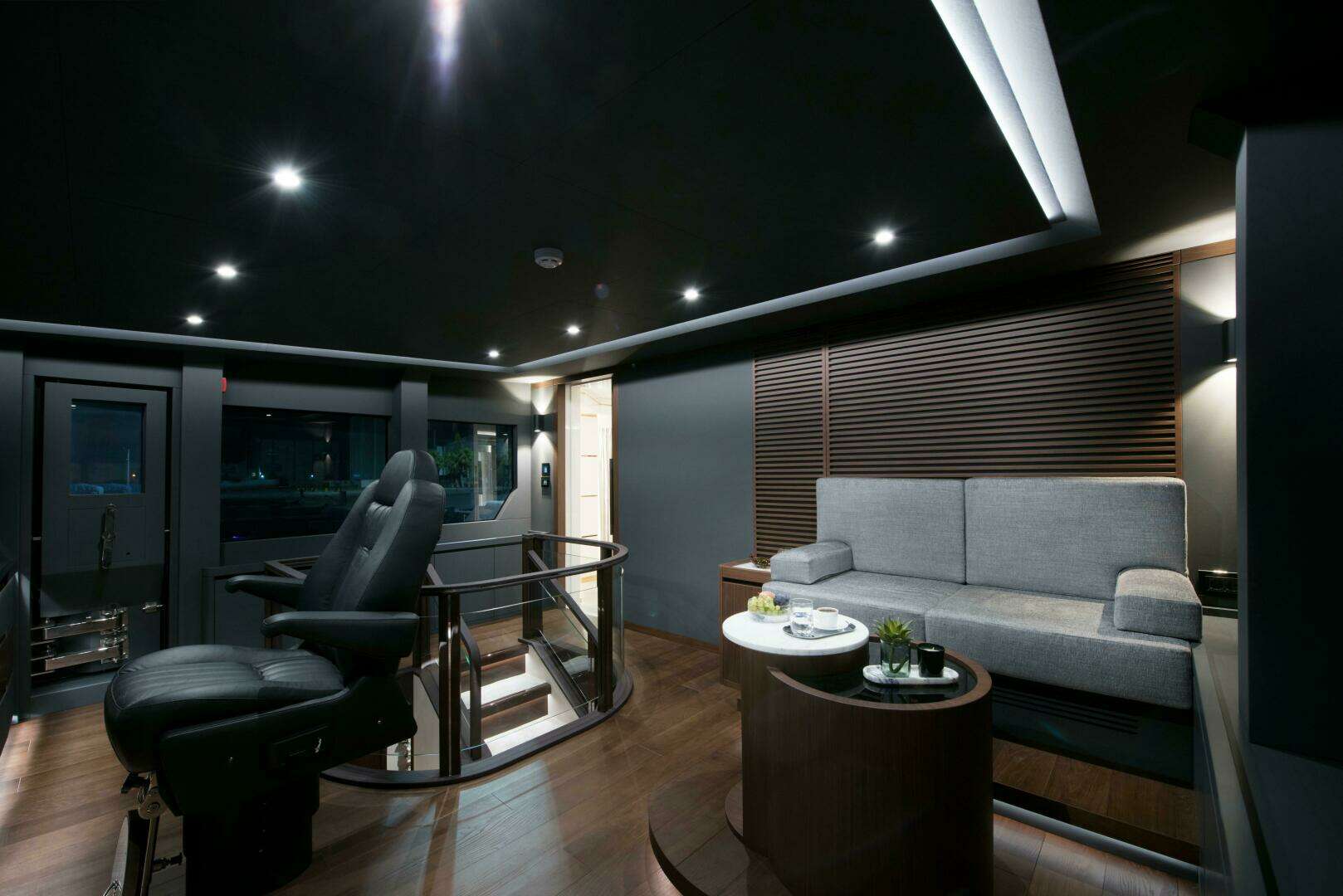 2026 Lazzara Yachts UHV 100 - Image 28