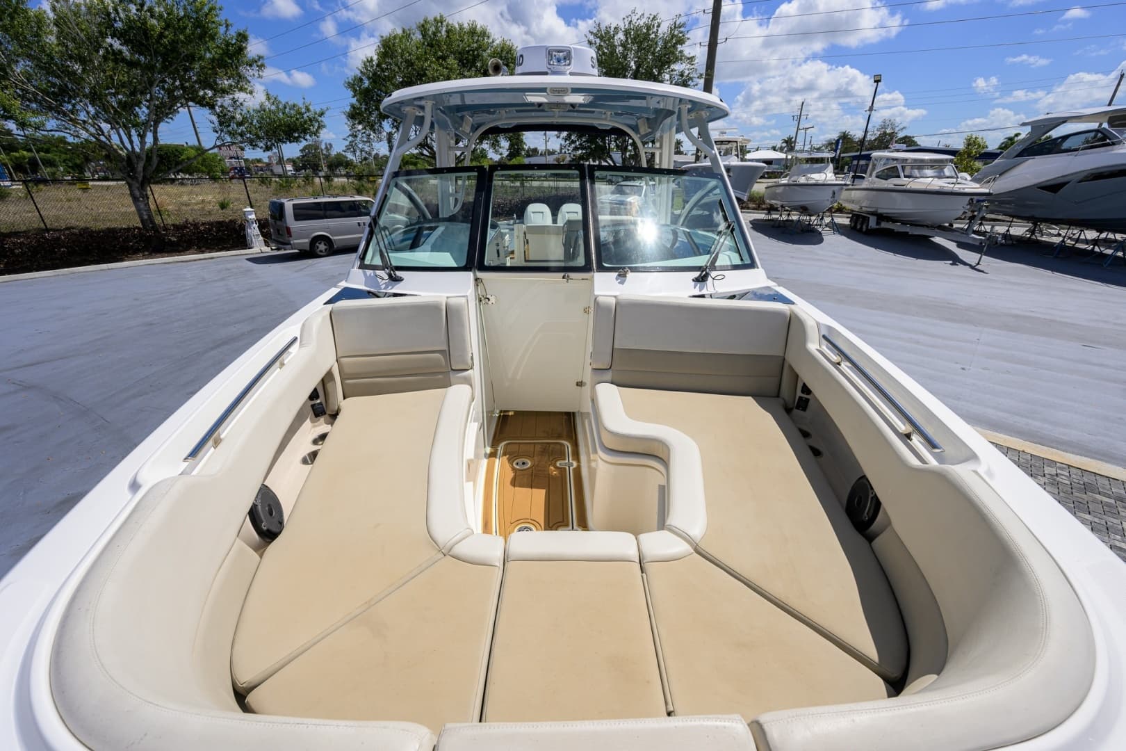 2023 Boston Whaler Vantage - Image 55