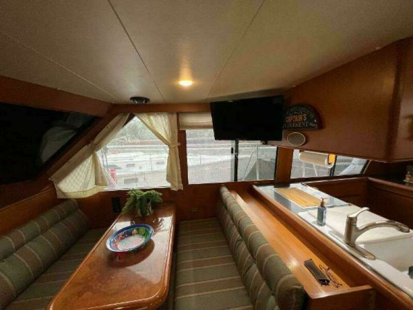 1998 Hyatt 51 Aft Cabin MY - Image 42