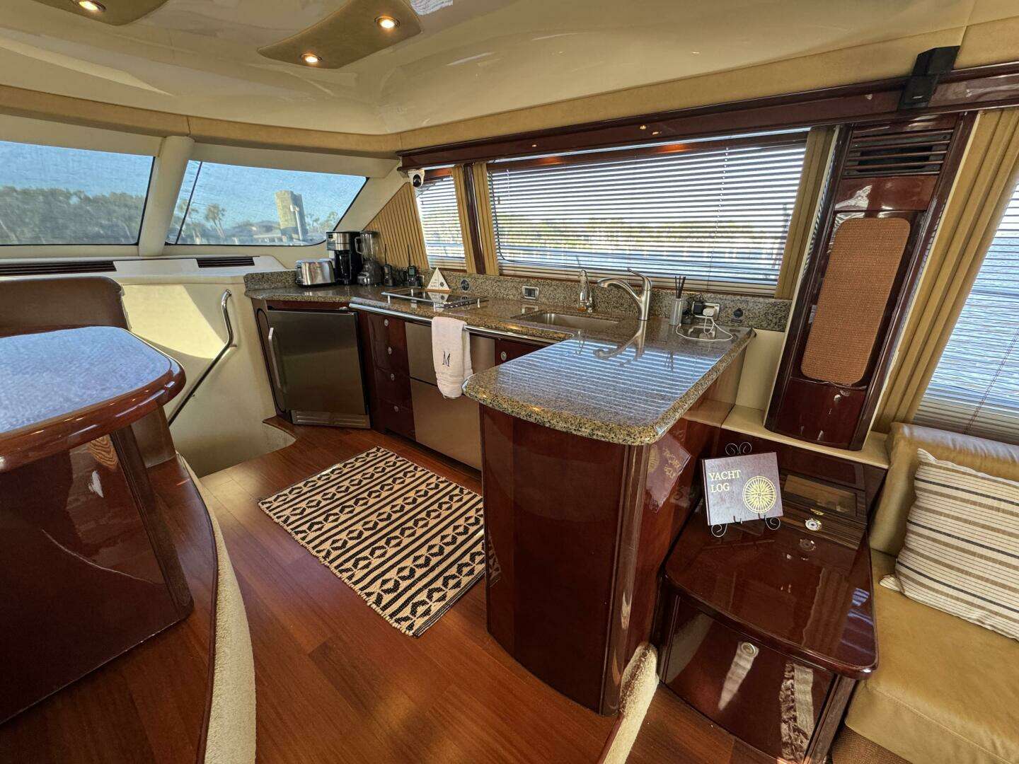 2007 Sea Ray 58 Sedan Bridge - Image 29