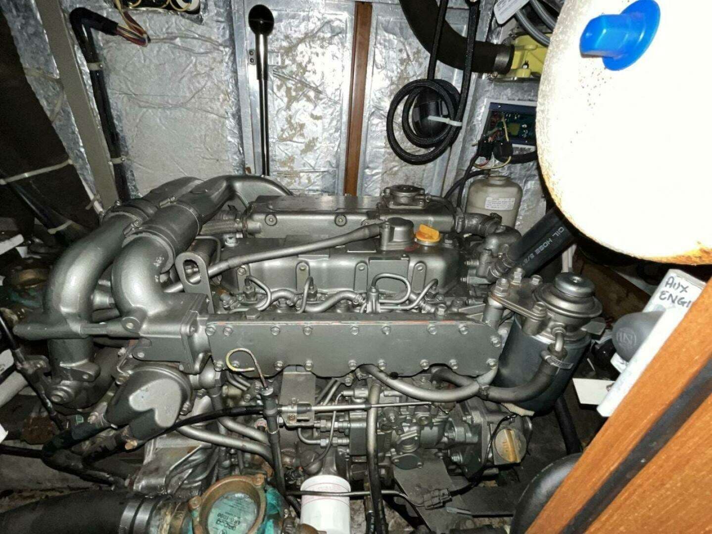 2004 Hylas 49 - Image 22